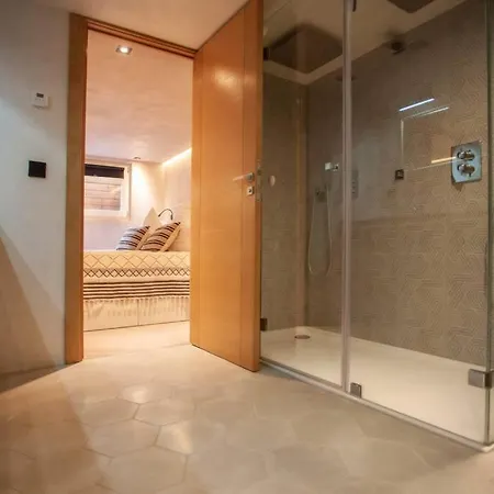 Big Mountain House Alpes Travel Les Praz Sleeps 8 *