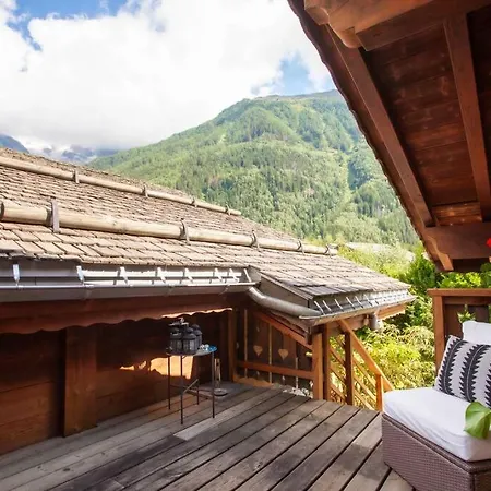 샬레 Big Mountain House Alpes Travel Les Praz Sleeps 8 샤모니