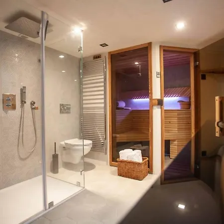 Big Mountain House Alpes Travel Les Praz Sleeps 8 샬레 샤모니