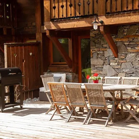 샬레 Big Mountain House Alpes Travel Les Praz Sleeps 8 샤모니